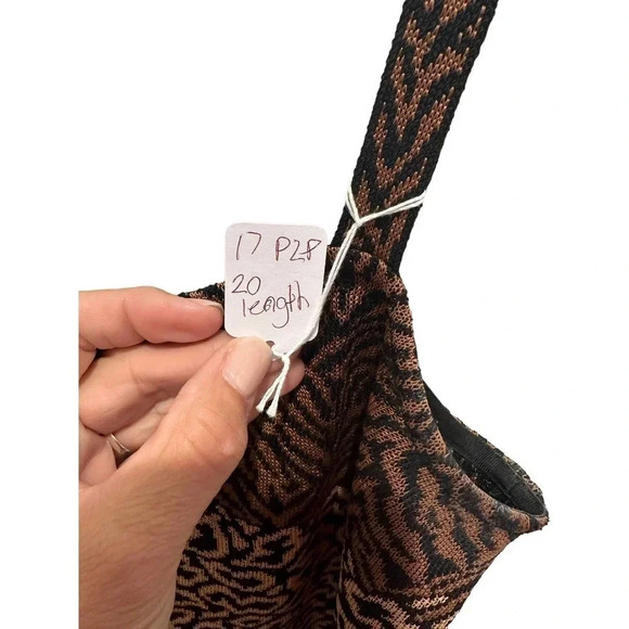 St. John Collection Jacquard Knit Animal Print Sleeveless Tank Top Size P - Picture 4 of 4